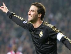 费德勒重要时刻战术调整，TL带队取胜！再创辉煌时刻