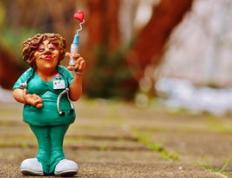 网球赛场焦点！瑞士队对阵西班牙队，战术博弈精彩纷呈，教练斗智斗勇